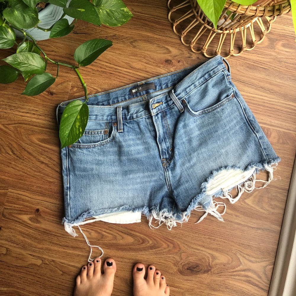Vintage Levi’s Cut-Off Shorts